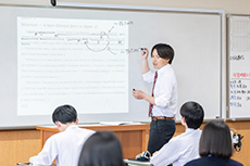 教科オリエンテーション定期的な面談（年5回以上）