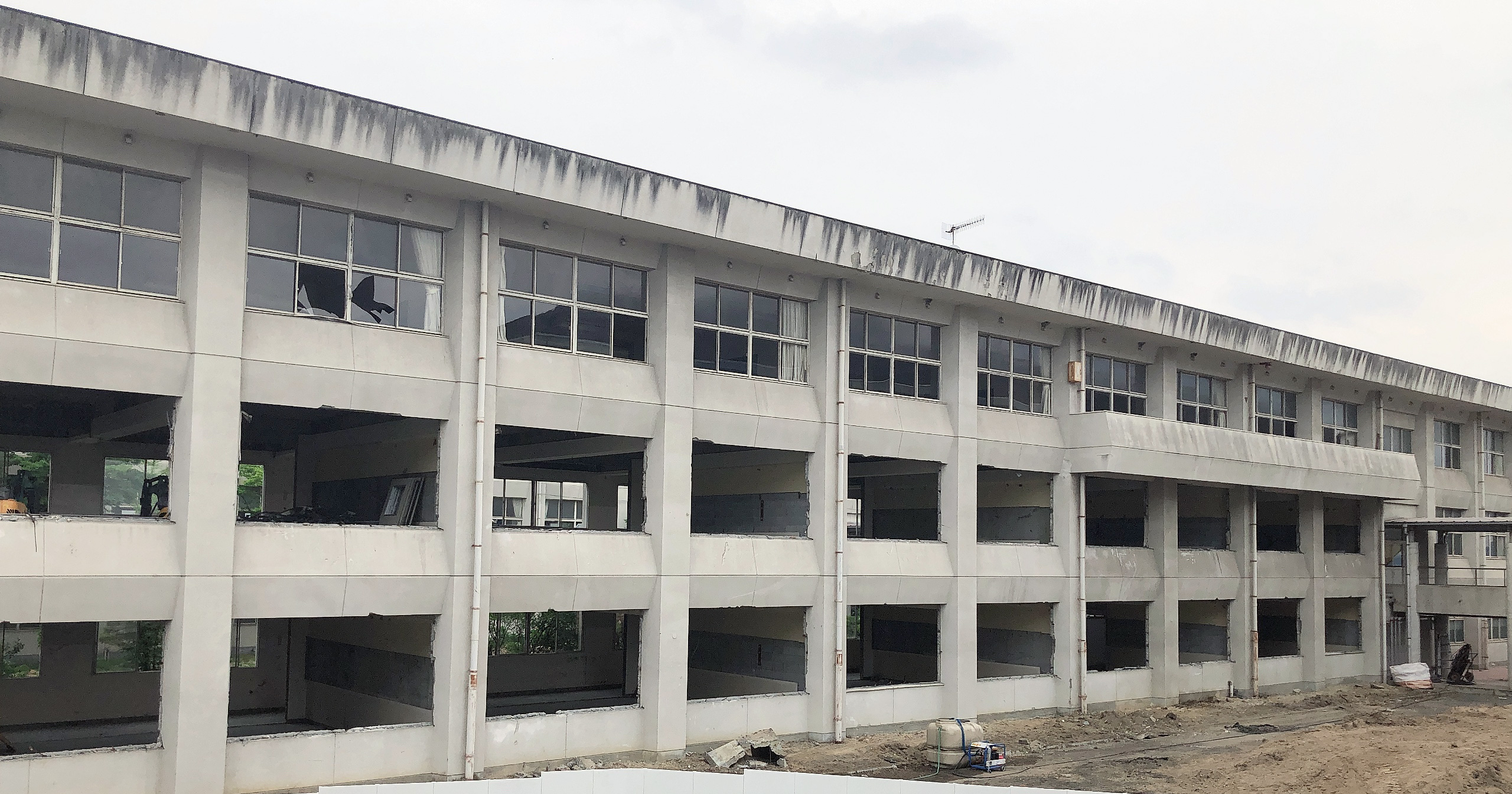 ありがとう 盈進高校旧校舎 盈進中学高等学校