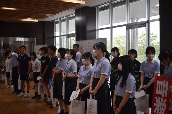 写真：体験クラブの様子